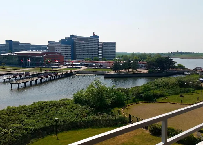 Blohm, Steinwarder 37b-4-7 شقة *