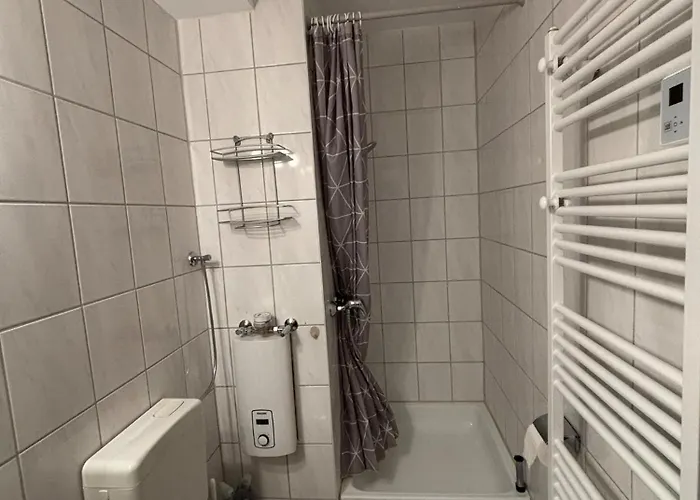 شقة Blohm, Steinwarder 37b-4-7