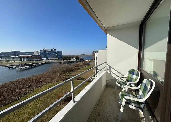 Blohm, Steinwarder 37b-4-7 شقة *