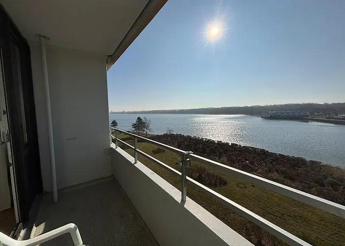 شقة Blohm, Steinwarder 37b-4-7 هايليغنهافن