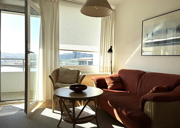 Blohm, Steinwarder 37b-4-7 شقة *